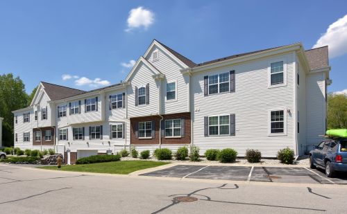 2060 Rainbow Lake Ln, West Bend, WI 53090-1697