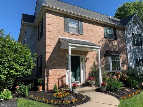 636 Hamilton Ct, Collegeville, PA 19426-2253
