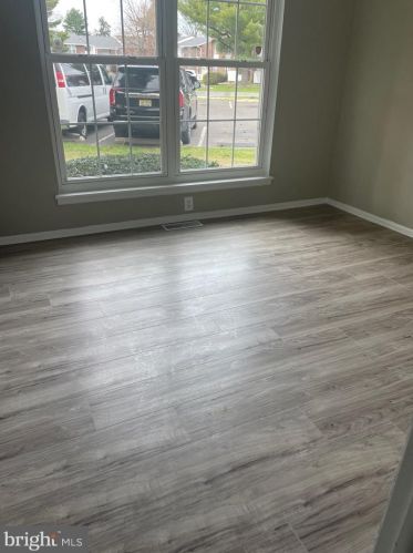 275 Green St, Beverly NJ  08010-1700 exterior