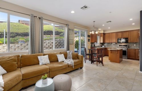 3007 Byron Lindsey Way, National City CA  91950-6255 exterior