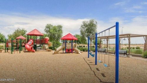 4926 Quiet Way, Gilbert AZ  85298-0648 exterior