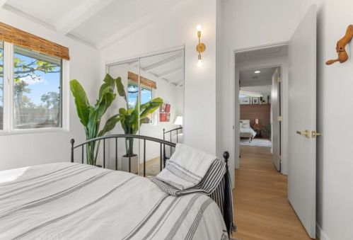 2105 Alden Ave, Anaheim CA  92806-4502 exterior