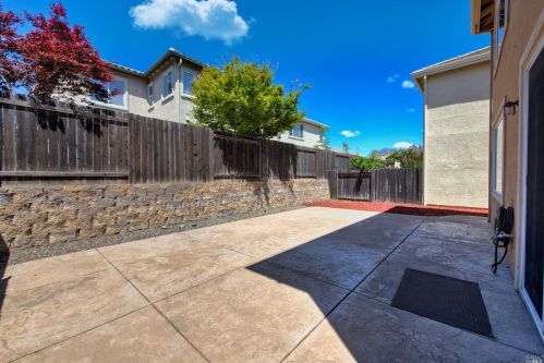 1173 Villaggio Cir, Vacaville CA  95688-8774 exterior