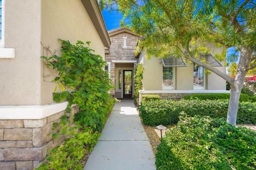 81450 Moonstone Ct, La Quinta CA  92253-8244 exterior