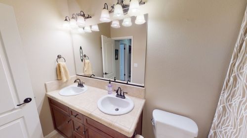 4153 Serena Ave, Clovis CA  93619-0511 exterior