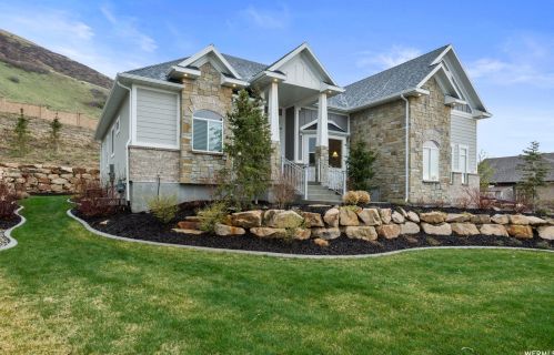 1912 Somerset Ridge Dr, Draper, UT 84020-9135