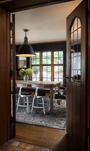 6578 Washington Cir, Milwaukee WI 53213-2460 exterior