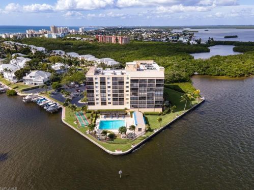 400 Lenell Rd, Fort Myers Beach, FL 33931-4631