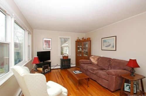 12 Whitlock Ave, Bethel CT  06801-2818 exterior