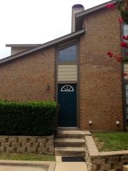 360 Harwood Rd, Hurst, TX 76054-3055