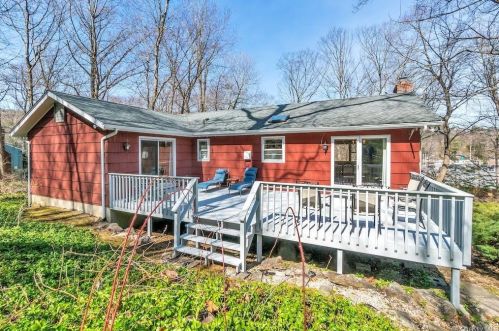 733 Washington Ave, Chappaqua, NY 10514-3309