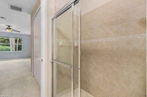 3915 Aurora Ct, Naples FL  34116-7323 exterior