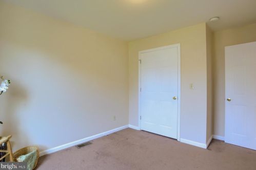 34 Wetzel St, Highspire PA  17034-1015 exterior