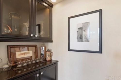 8049 Run Of The Knolls Ct, San Diego CA 92127 exterior