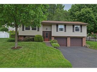3009 Albine Dr, Glenshaw, PA 15116-1146
