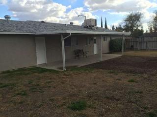 3609 Cardamon Dr, Bakersfield, CA 93309-6210