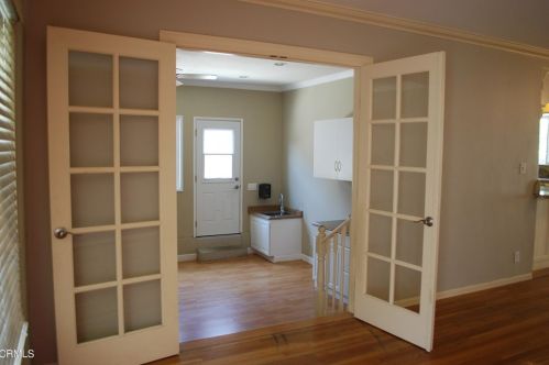 3049 Alabama St, Glendale CA  91214-2702 exterior