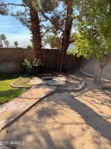 18194 59 Ln, Glendale AZ  85301-7805 exterior