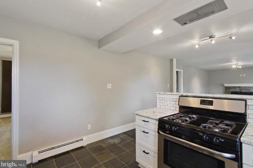 41 Roosevelt Blvd, Lancaster PA 17601-4039 exterior