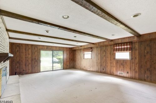 523 Hidden Holw, Scotch Plains NJ  07076-2027 exterior