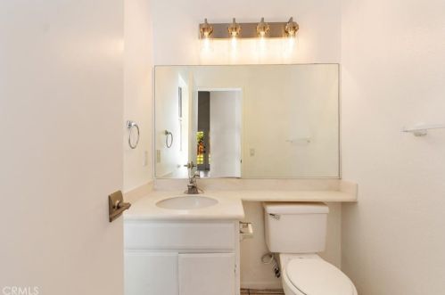 31236 Puas Dr, Temecula CA  92592-5714 exterior