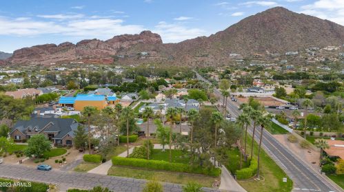 4950 Exeter Blvd, Phoenix AZ  85018-2943 exterior