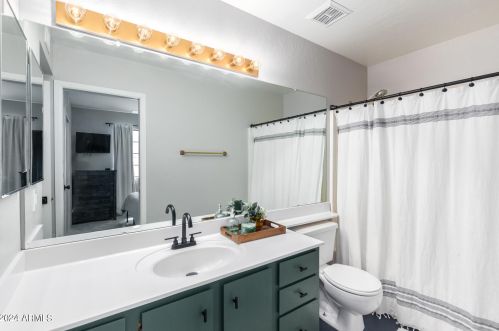 4210 Siesta Ln, Glendale AZ  85308-7504 exterior