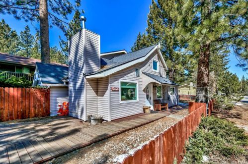 3101 Fresno Ave, South Lake Tahoe, CA 96150-2646