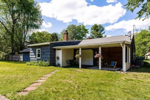 28 Talcott Rd, Glastonbury CT  06033-2919 exterior