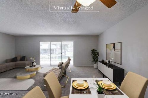 10157 Bolivar Dr, Sun City, AZ 85351-2304