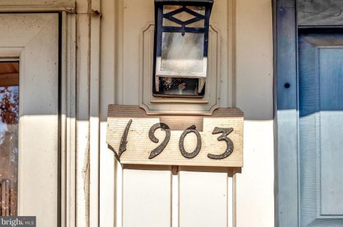 1903 Faulkland Rd, Wilmington, DE 19805-1036
