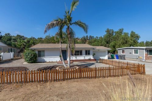 9606 Marilla Dr, Lakeside CA  92040-2806 exterior