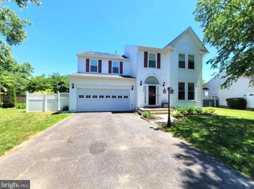 13007 Trentdale Dr, Woodbridge, VA 22193-4173