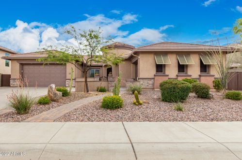 4825 Cavalry Rd, Phoenix, AZ 85087-3044