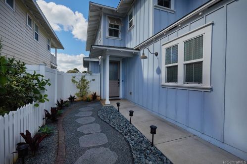911174 Kaikohola St, Ewa Beach, HI 96706-0062