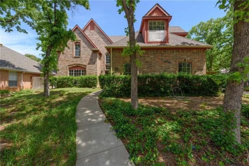 1905 Canyon Ct, Denton, TX 76205-7583