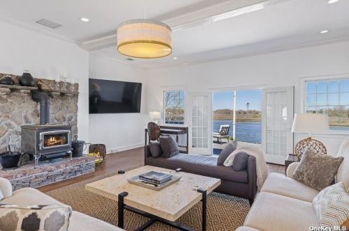 63745 Route 25, Southold NY  11971-4719 exterior