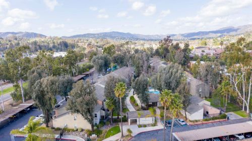 1350 Escondido, Escondido CA  92026-2511 exterior