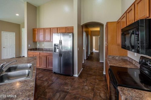 4353 Torrey Pines Ln, Chandler AZ  85249-7157 exterior