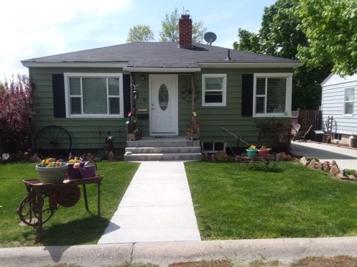 465 Filmore Ave, Pocatello ID  83201-3011 exterior