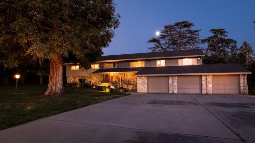 7004 Del Rio Dr, Modesto, CA 95356-9519