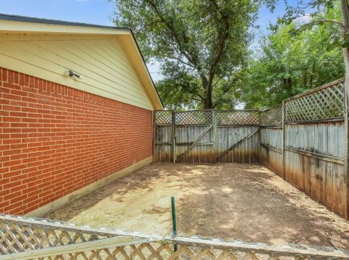 405 Rockmoor Dr, Georgetown TX 78628-8841 exterior