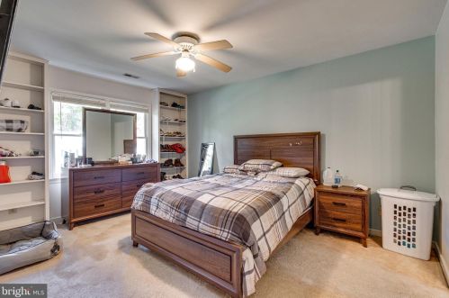 6404 Forest Grove Dr, Fredericksburg VA  22407-6344 exterior