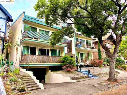 3317 Kempton Ave, Oakland, CA 94611-5806