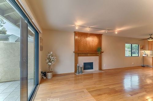 620 Black Walnut Way, La Habra CA  90631-5906 exterior