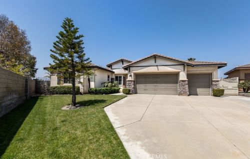 3053 Akron St, San Bernardino, CA 92407-5171