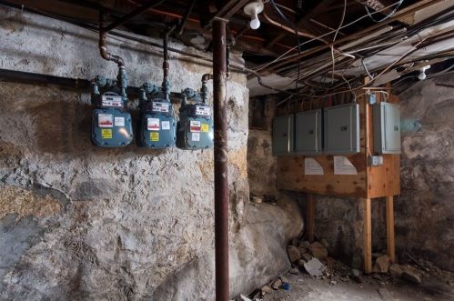 13 Middlesex St, Fall River MA 02723-3721 exterior