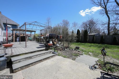 34 Broad St, Berlin Boro NJ  08009-1436 exterior