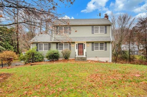 127 Watertown Rd, Waterbury, CT 06762-1502