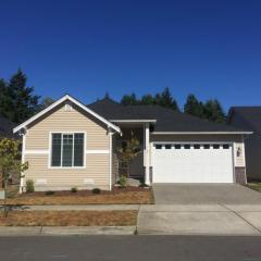 518 Grass Lake St, Olympia, WA 98502-8625